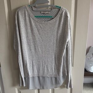 LOFT Gray Top with Patterned Hem